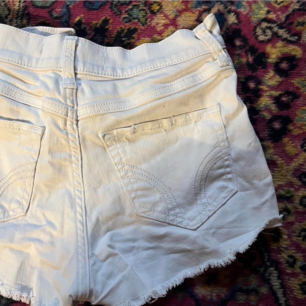 Hollister Relaxed High-Rise Vintage Denim Shorts